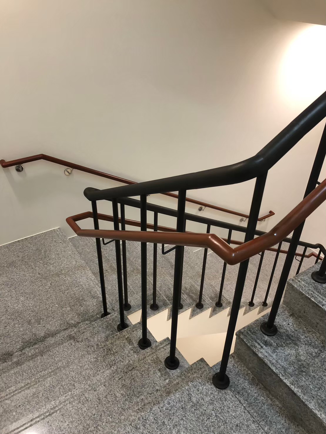 無障礙樓梯木扶手